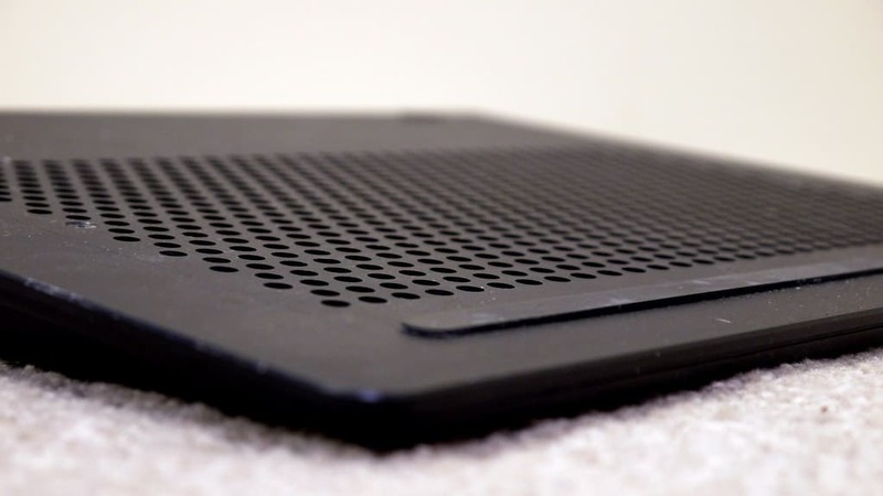 5 Low Price Laptop cooling pads that actually work Like Expensive Ones