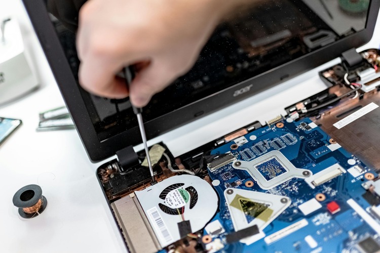 What Are the Most Common Questions About Laptop Repairing Courses? List Of 55 Uncommon Queries